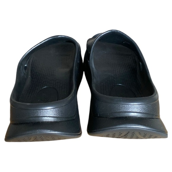 Reebok Men’s Slides - Picture 4 of 8